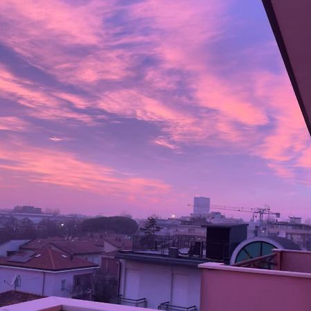 Il Tramonto Apartman Rimini Kültér fotó